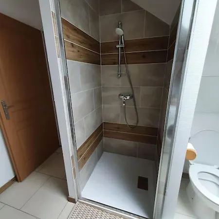 Le Cerf 8 Personnes + 1 Bebe Raon-aux-Bois