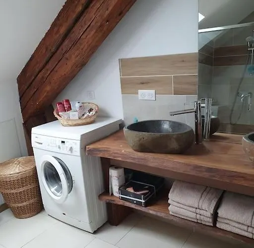 Le Cerf 8 Personnes + 1 Bebe